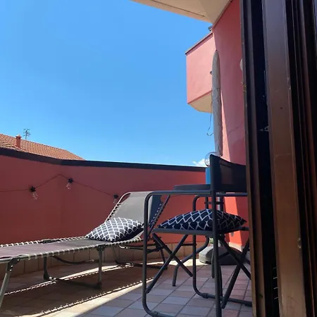 La Casa Al Lago, Lejlighed